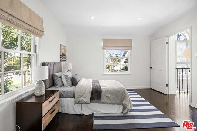 Building Photo - 523 Avondale Ave