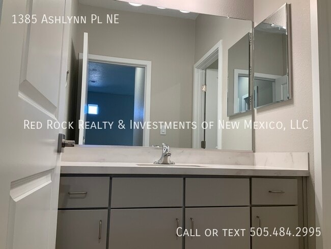 Building Photo - 1385 Ashlynn Pl