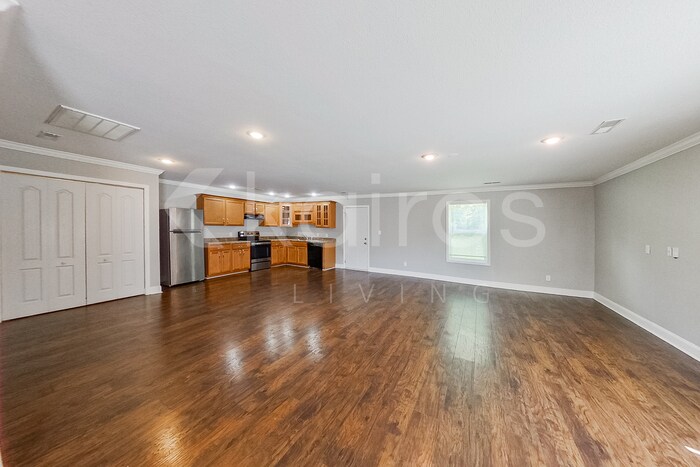 Building Photo - 109 Will Ln