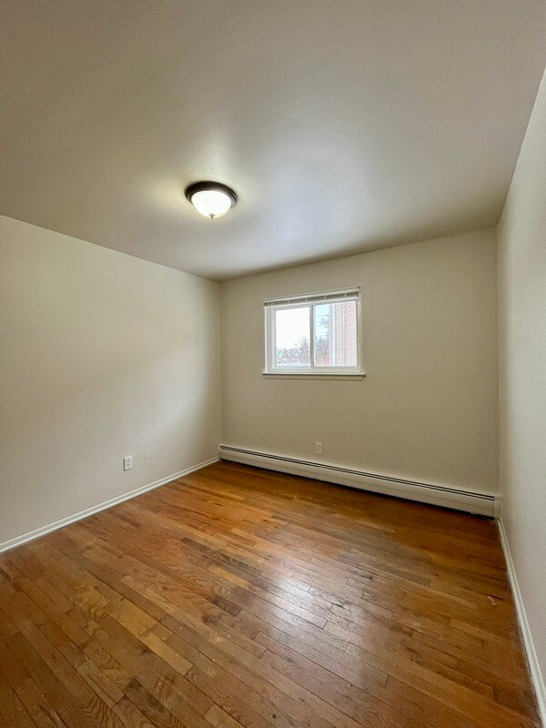 Building Photo - 610 Harrison Blvd