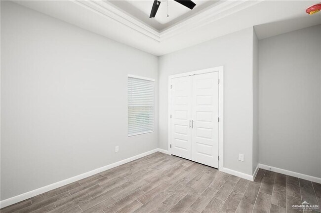 Building Photo - 13 Rafael Dr