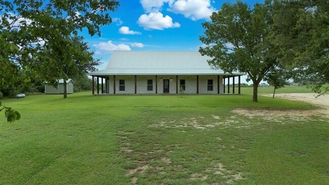 Building Photo - 1725 Lower Red Rock Rd