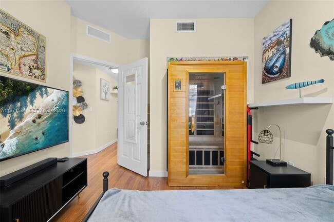 Building Photo - 18413 NE 27th Ct