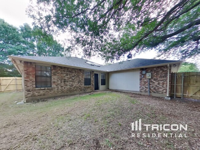 Building Photo - 1029 Twin Falls Dr