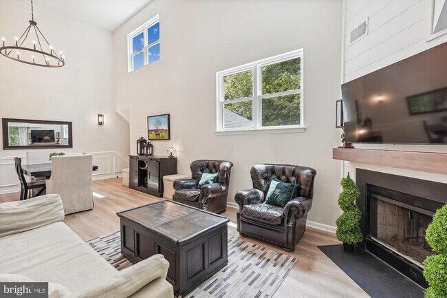 Building Photo - 5803 Orchard Hill Ct