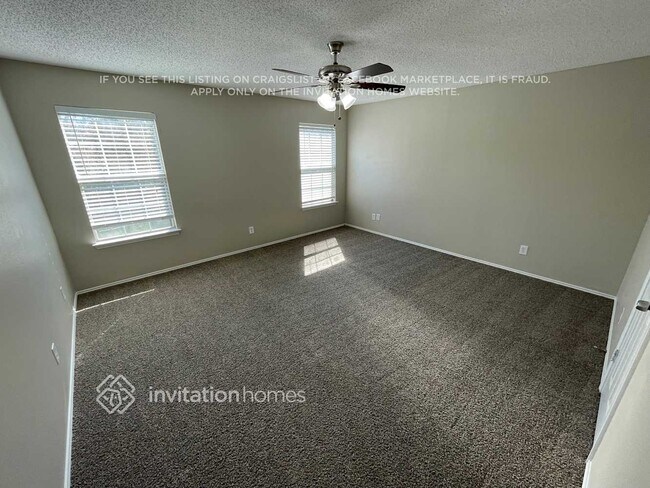 Building Photo - 1616 Barclay Dr