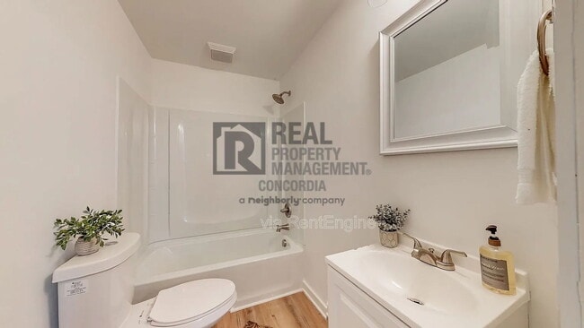 Building Photo - 112 High St