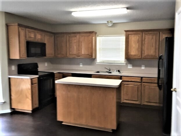 Building Photo - 7919 Mourning Dove Dr
