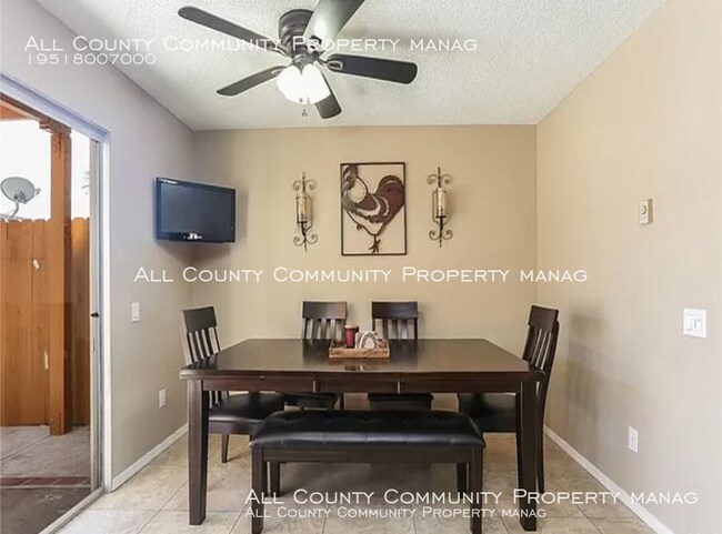 Building Photo - Beautiful 3 bedroom 1.5 bath Townhouse