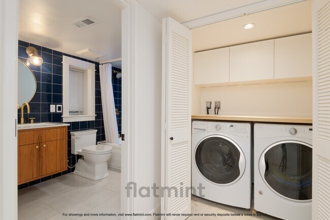 Building Photo - 2315 N 56th St