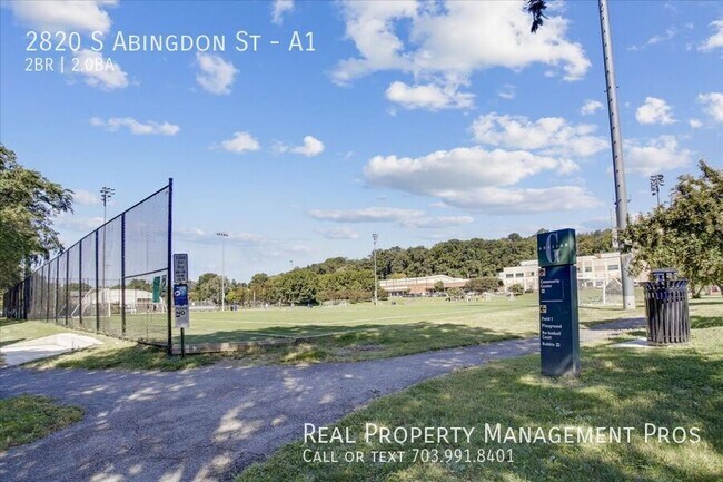 Building Photo - 2820 S Abingdon St
