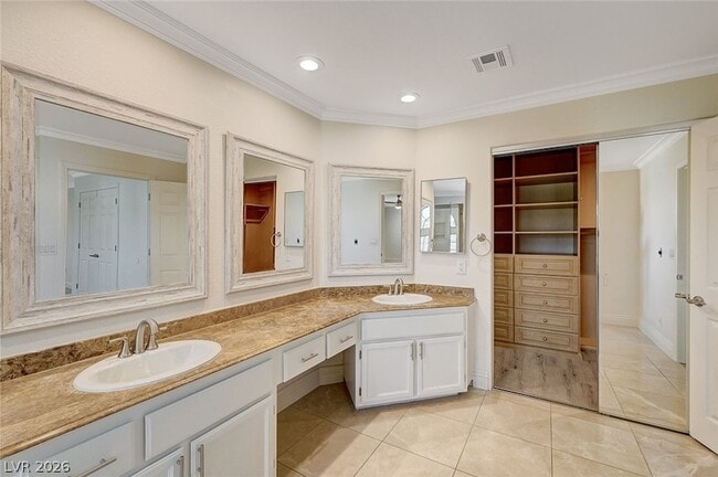 Building Photo - 261 Plaza Marquessa Ct