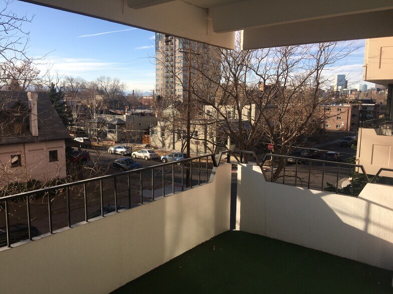 Patio View - 130 N Pearl St