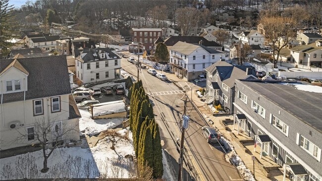 Building Photo - 197 Grand St