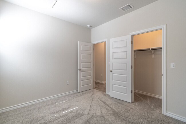 Building Photo - 3205 Beryl Woods Ln