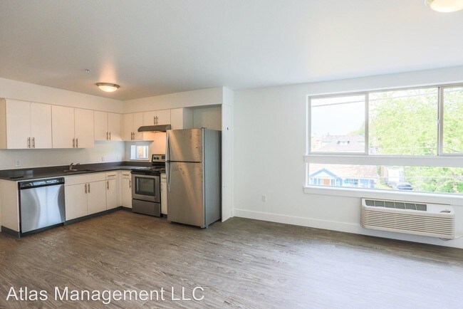 Building Photo - 4975 NE 14th Pl