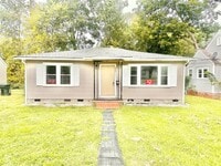 Building Photo - 235003001