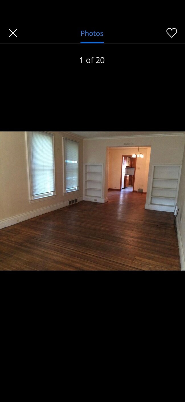 Building Photo - 384 Breckenridge St