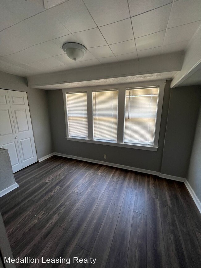 Building Photo - 4 br, 2 bath House - 9815 S Throop St