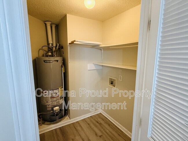Building Photo - 2932 Mulberry Ln