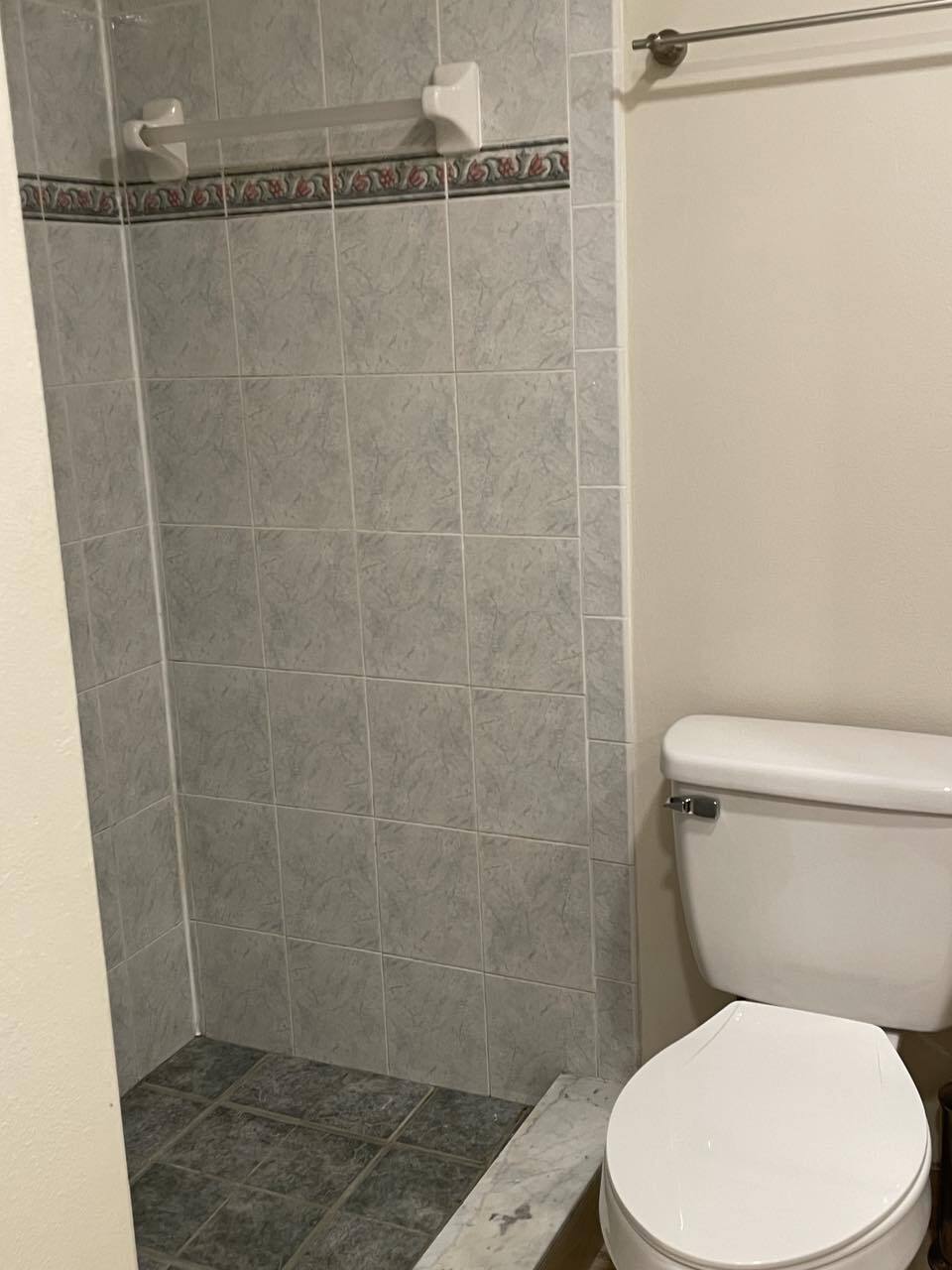 Building Photo - 441 N Harbor City Blvd