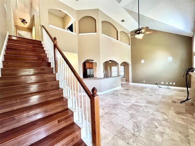 Building Photo - 16902 Sandy Reef Ct