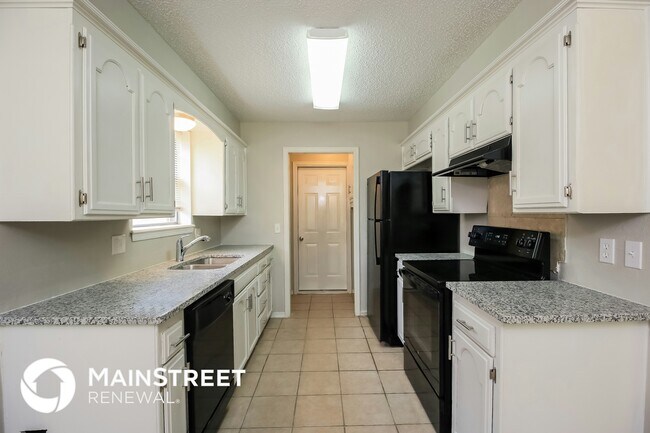 Building Photo - 808 Glenwood Dr