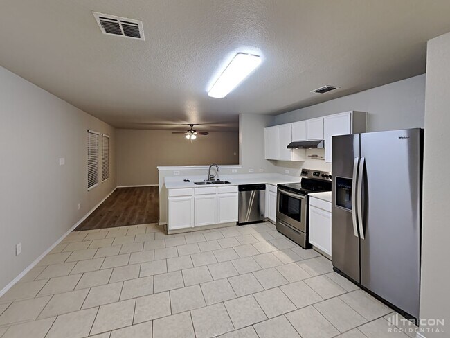 Building Photo - 4908 Parkrise Dr