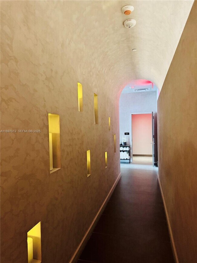 Building Photo - 159 NE 6th St