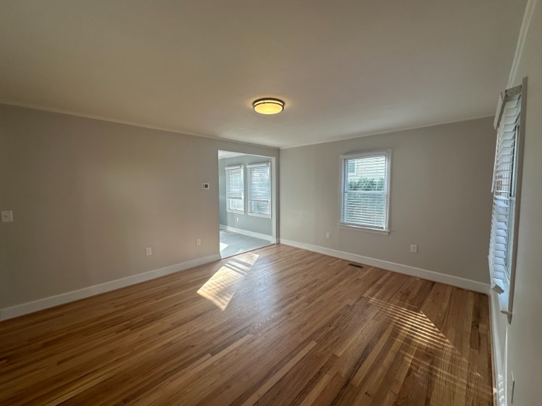 Building Photo - 2705 Newbold St