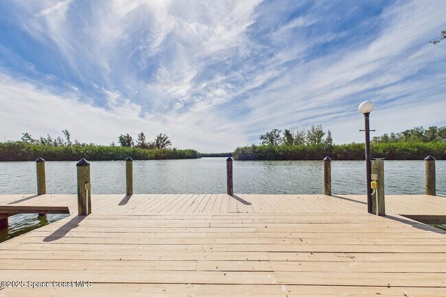 Building Photo - 778 Nassau Rd