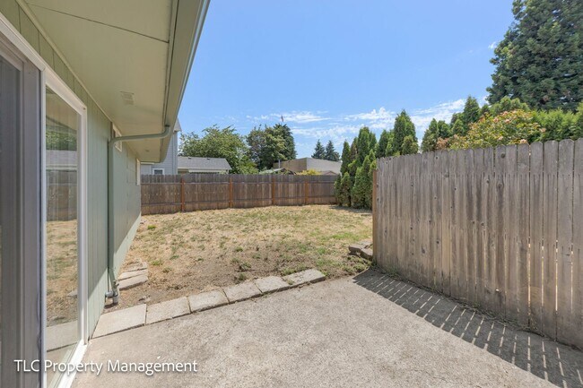 Building Photo - 4780 Cody Ave