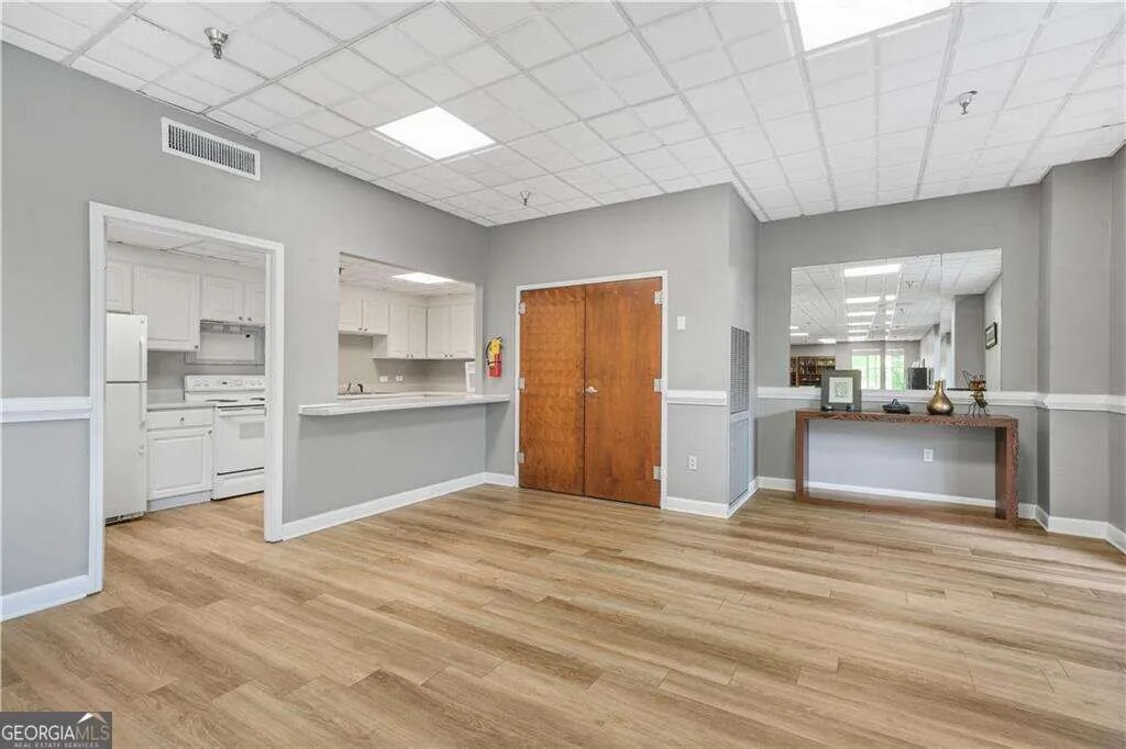 Clubhouse - 375 Ralph McGill Blvd NE