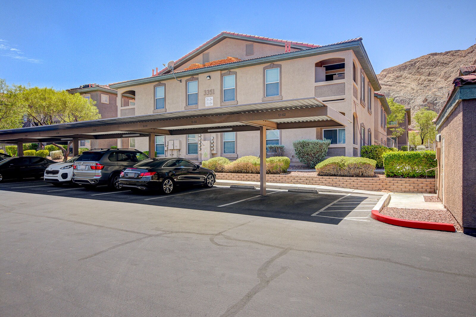 Building Photo - 3351 Indian Shadow St