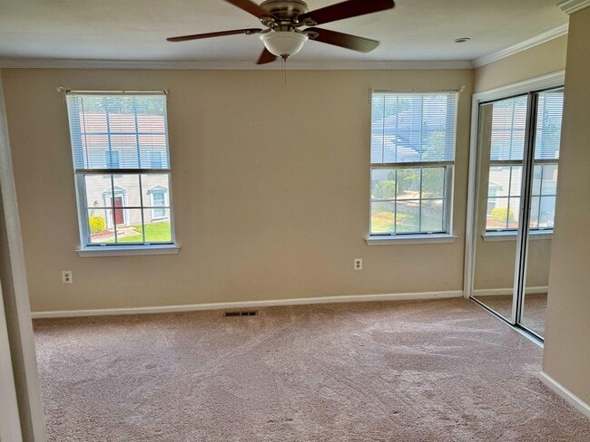 Building Photo - 15570 Northgate Dr