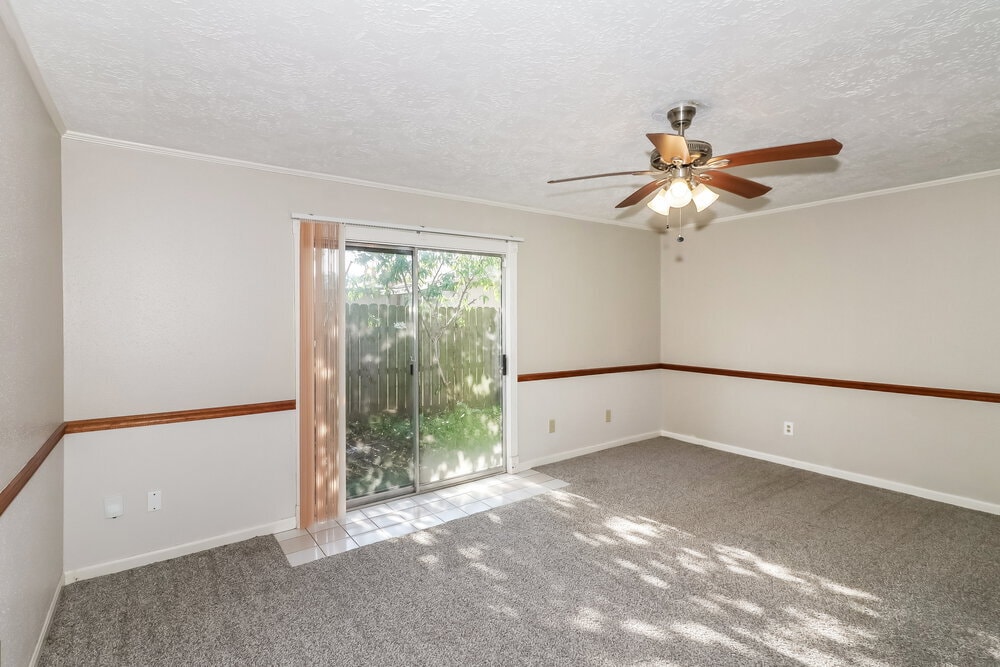 Building Photo - 7406 San Simeon Dr