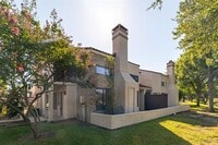 Building Photo - 563 Ranch Trail