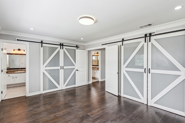 Building Photo - 17135 Buttonwood St