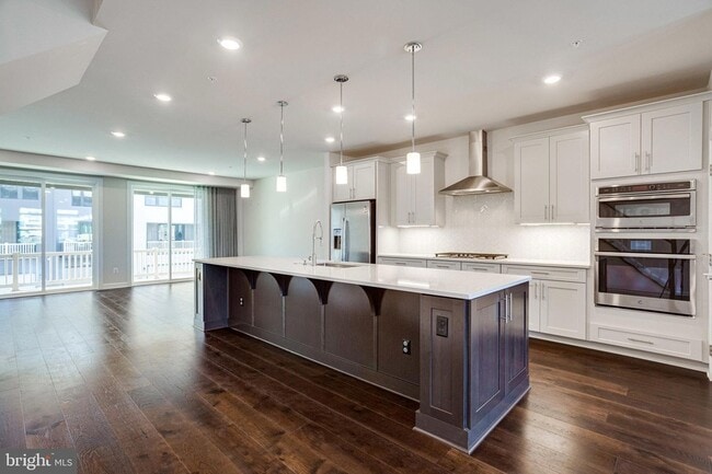 Building Photo - 43469 Grandmoore St