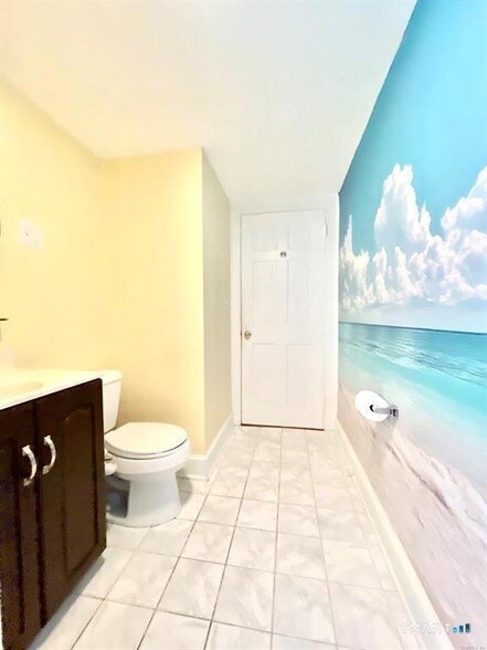 Building Photo - 55 Bronx Ave