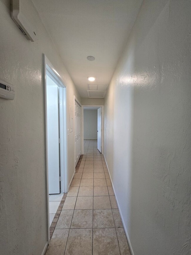 Building Photo - 4803 Triton Ct E