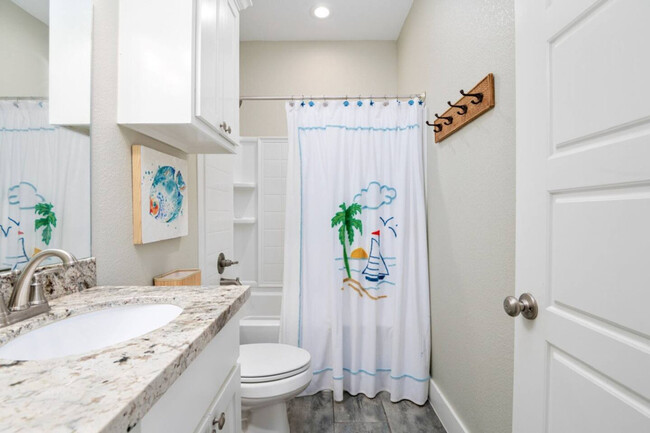 Building Photo - 951 Gulf Shores Dr