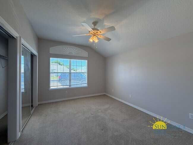 Building Photo - Updated 3BR Home in Gated Bridgeport Colony Near Hurlburt & Eglin AFB!