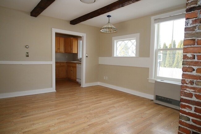 Building Photo - 39 South St