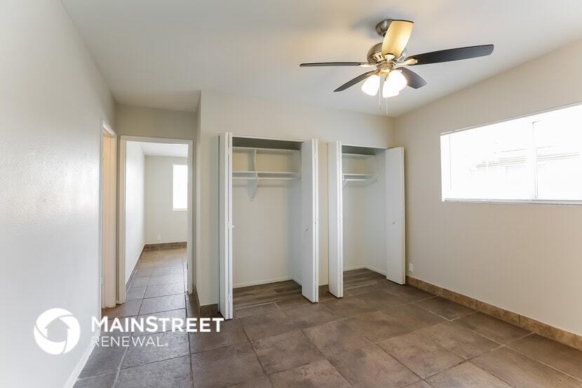 Building Photo - 3816 W Townley Ave