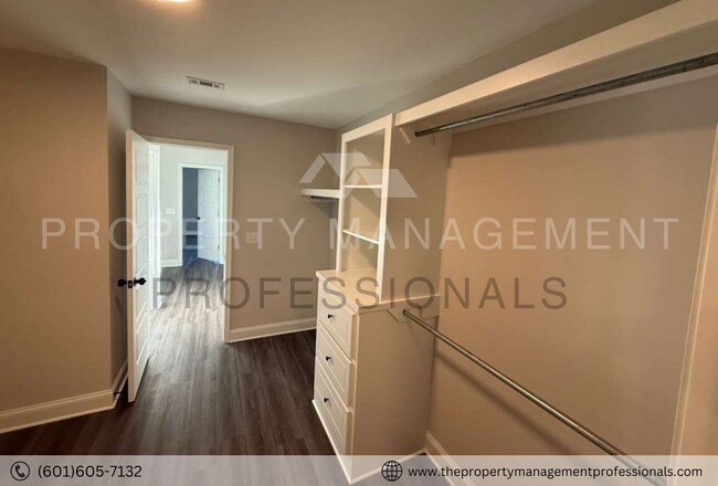 Building Photo - BRAND NEW!!! FABULOUS HOME!!!