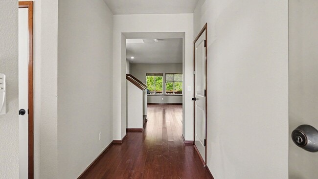 Building Photo - 13027 27th Pl W