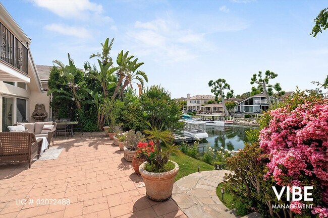 Building Photo - Gorgeous GUARD GATED Westlake Island 3+3 home w/ BOAT DOCK & BOAT!