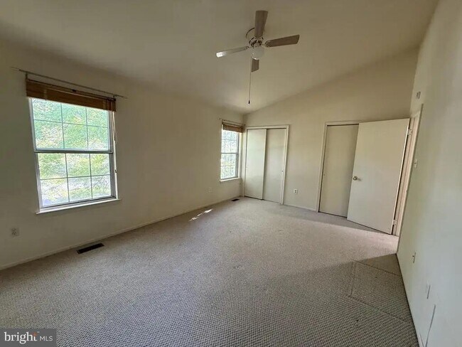 Building Photo - 4711 Leyden Way