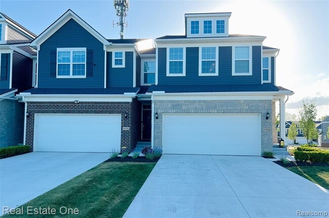 Building Photo - 4932 Glenora Dr